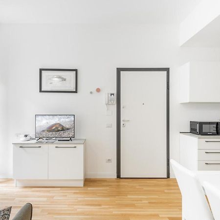 Easylife - Stile E Comfort A Due Passi Da Centrale ミラノ エクステリア 写真