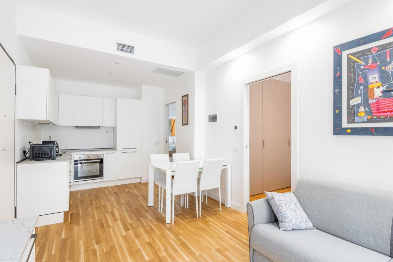 Easylife - Stile E Comfort A Due Passi Da Centrale ミラノ エクステリア 写真